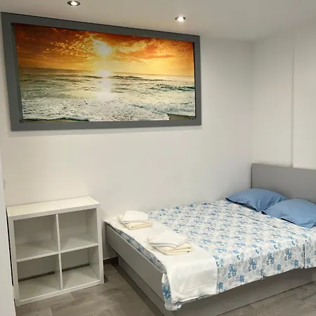 New Modern App Apartment